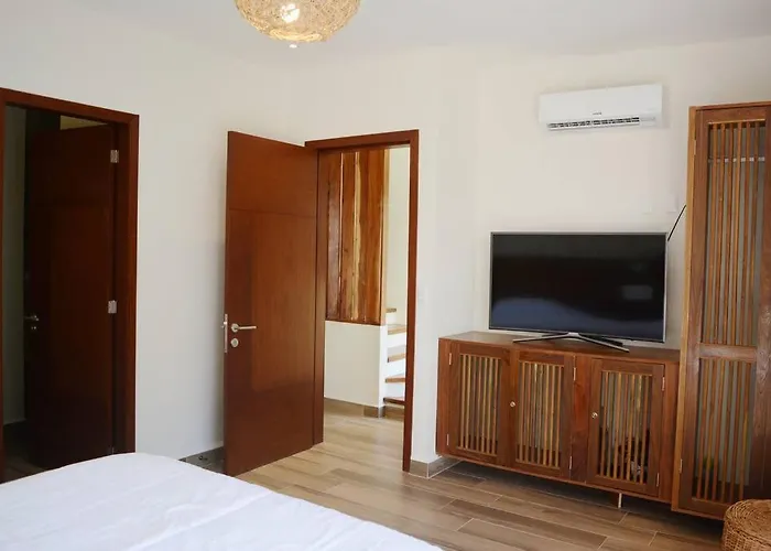 Amazing Dream In Gated Community