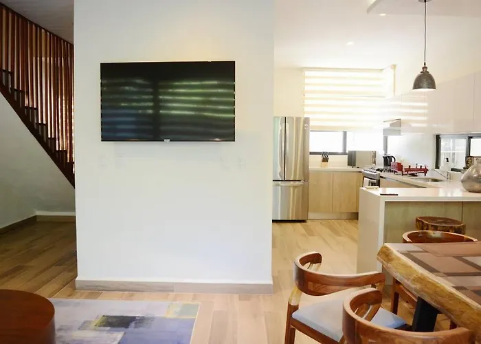 Amazing Dream In Gated Community